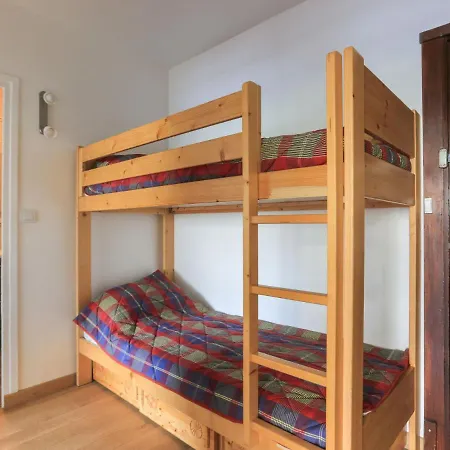 Apartment Le Bec Rouge - Le Lac-5 By Interhome